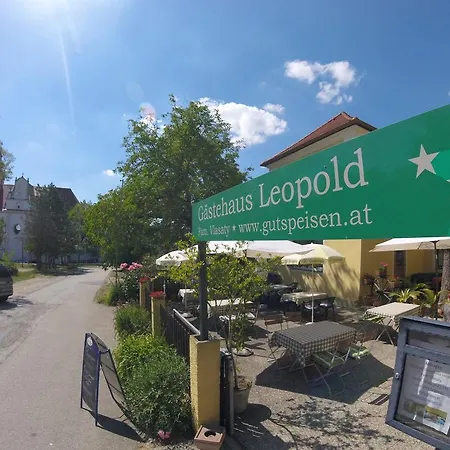 Gastehaus Leopold Guest house