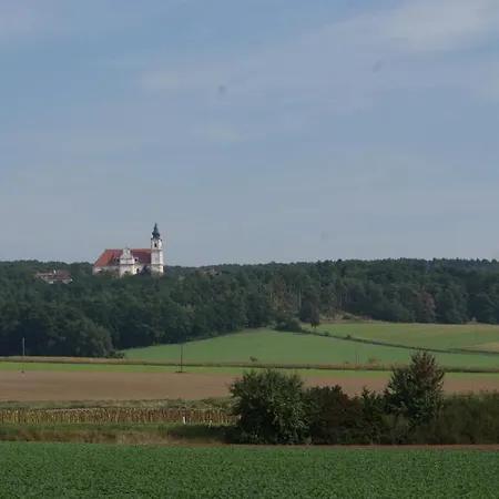 Gastehaus Leopold Gasthuis Maria Dreieichen